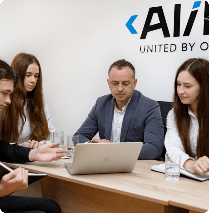 Провели бізнес-аналіз